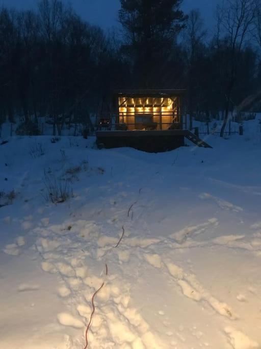 Trivelig Fritidshus Pa Arnes, Senja Straumstad Exterior foto