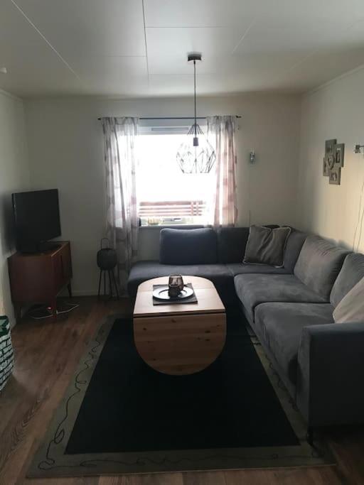 Trivelig Fritidshus Pa Arnes, Senja Straumstad Exterior foto